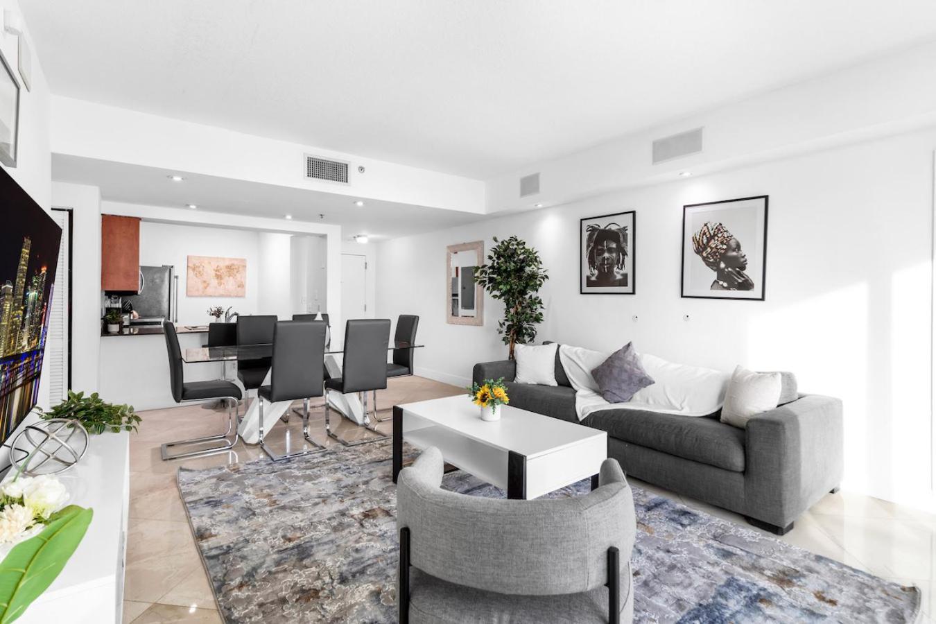 Spacious 2 Bed Unit In Brickell With Free Parking Miami Kültér fotó